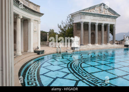 Hearst Castle in der Nähe von National Highway 1, Pacific Coast Highway, PCH, California,U.S.A.,United Staaten von Amerika, Stockfoto