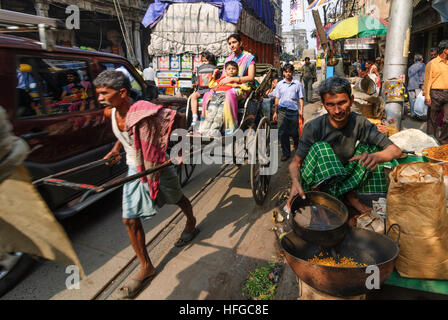 Kolkata (Calcutta, Kalkutta): zog Rikscha, West-Bengalen, Westbengalen, Indien Stockfoto