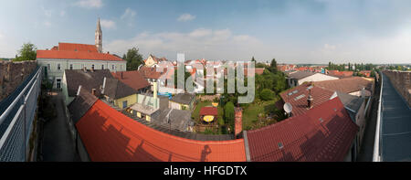 Eggenburg: Blick von der Stadtmauer, die Kapelle St. Martin, Weinviertel, Niederösterreich, Niederösterreich, Österreich Stockfoto