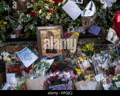 George Michael-Denkmal vor seinem Haus in Highgate Stockfoto