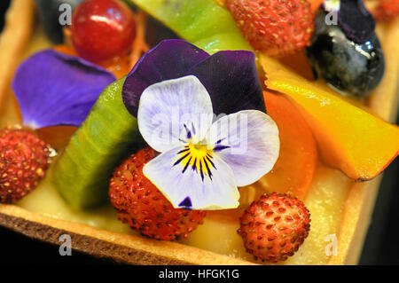 Obstkuchen. Alimentaria, internationale Speisen und Getränke Ausstellung, L´Hospitalet de Llobregat, Barcelona, Katalonien, Spanien Stockfoto