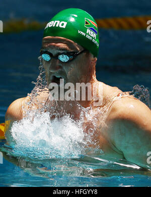 DURBAN, Südafrika, 12. April 2016 - Cameron Van Der Burgh im Jahr 2016 aquatische LANDESMEISTERSCHAFTEN SA 10-16 APRIL im Kings Park Swimming Pool im Stockfoto