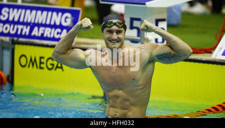 DURBAN, Südafrika, 12. April 2016 - Cameron Van Der Burgh im Jahr 2016 aquatische LANDESMEISTERSCHAFTEN SA 10-16 APRIL im Kings Park Swimming Pool im Stockfoto