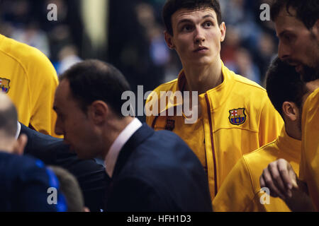 Oviedo, Asturien, Spanien. 30.12.2016. während die LEB Oro match zwischen Oviedo CB V FC Barcelona im Polideportivo Pumarin in Oviedo, Asturien, Spanien. Stockfoto