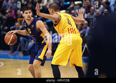 Oviedo, Asturien, Spanien. 30.12.2016. während die LEB Oro match zwischen Oviedo CB V FC Barcelona im Polideportivo Pumarin in Oviedo, Asturien, Spanien. Stockfoto