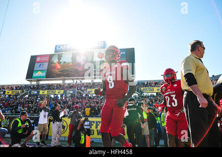 Orlando, Florida, USA. 31. Dezember 2016. LSU Niederlagen Louisville 29-9 im Camping World Stadium in Orlando Florida.  Bildnachweis: Marty Jean-Louis © Marty Jean-Louis/Alamy Live-Nachrichten Stockfoto