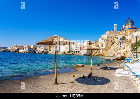 Syros Inselansicht von Vaporia zu platzieren. Es ist auch bekannt als klein-Venedig im Sommer. Stockfoto