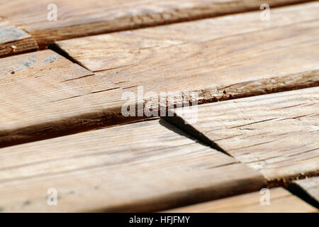 Alte Vintage Grunge braun Tischplatte Holztafeln mit unscharfen Hintergrund. Stockfoto