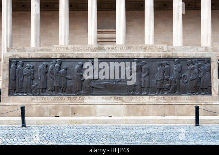 Liverpool-Kenotaph Kriegerdenkmal außerhalb St Georges Hall, Liverpool. Stockfoto