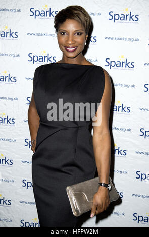 Sparks Winterball im Roundhouse, Chalk Farm, in London - Ankünfte mit: Denise Lewis wo: London, Vereinigtes Königreich bei: 30. November 2016 Stockfoto