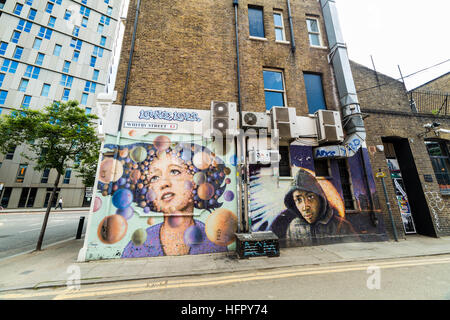 Shoreditch und Brick Lane kreative Graffiti und sozialer Art in East London, UK Stockfoto