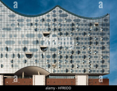 Hamburg, Deutschland - 1. November 2015: Bau an der berühmten decken geht weiter Stockfoto