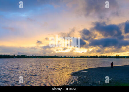 Radolfzell am Bodensee: Blick über See Gnadensee bei Radolfzell am Sonnenuntergang, Bodensee, Bodensee, Baden-Württemberg, Deutschland Stockfoto