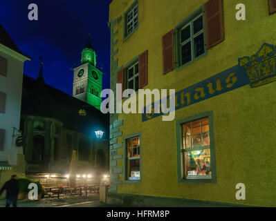 Überlingen: Kirche Münster St. Nikolaus, Gasthaus "Gasthaus Zur Krone", Bodensee, Bodensee, Baden-Württemberg, Deutschland Stockfoto