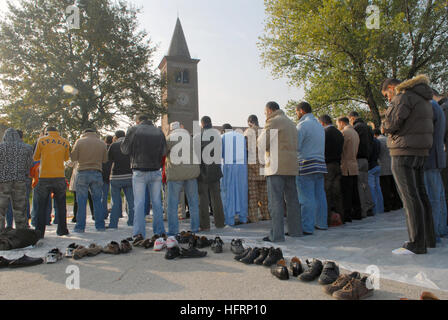 für Festlichkeit des Aid Al Fitr, schließen des Monats Ramadan waren Muslime in Mailand (Italien) im katholischen Abtei von Monluè gehostet. Stockfoto