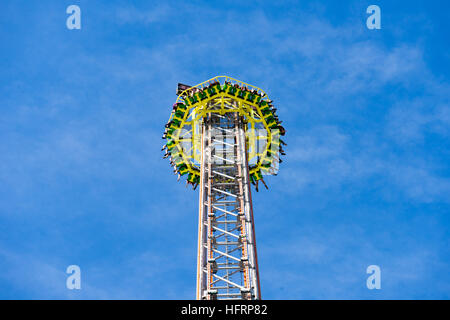 Power Tower II bei Oktobefest München Stockfoto