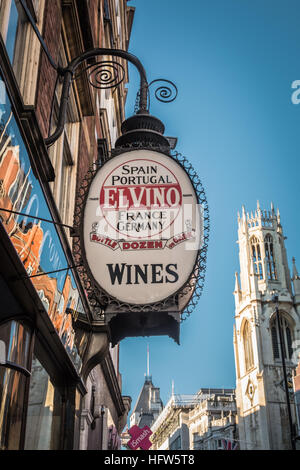 El Vino Weinshop anmelden Fleet Street, London, England, UK Stockfoto