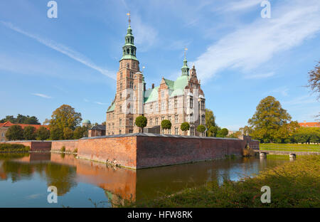 Schloss Rosenborg in Kopenhagen. Das Renaissanceschloss wurde von König Christian IV. im Jahre 1606 ursprünglich als Sommerresidenz gebaut. Stockfoto