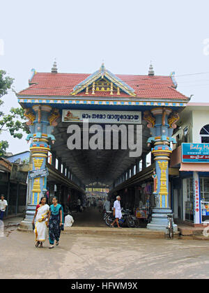 Eingang von Shri Krishna Tempel, ambalpuram, Kerala Stockfoto