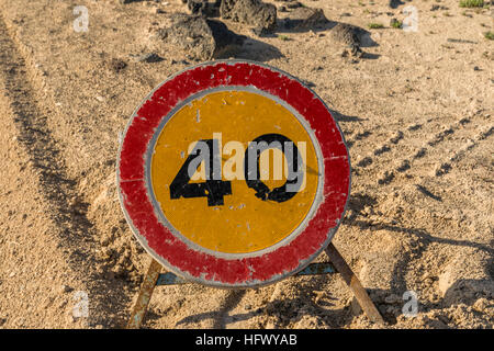 Straße Zeichen Beschränkung 40 Stockfoto