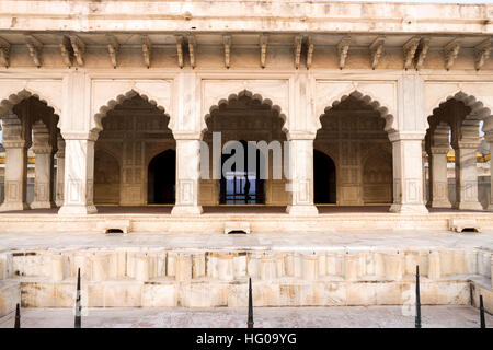 Vorderseite des Diwan-e-Khas befindet sich in der Agra Fort. Agra, Uttar Pradesh. Indien Stockfoto