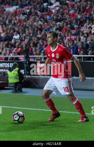 Lissabon, Portugal. 3. Januar 2017. 3. Januar 2017. Lissabon, Portugal. Benfica vorwärts von Brasilien Jonas (10) in Aktion während der Spiel SL Benfica V FC Vizela © Alexandre de Sousa/Alamy Live News Stockfoto