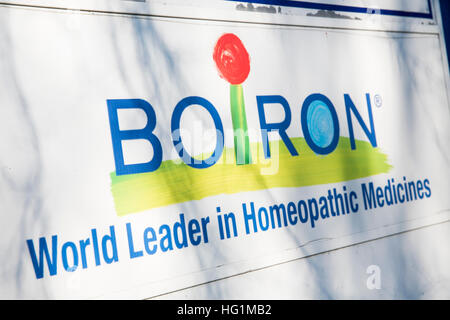 Ein Logo Zeichen außerhalb einer Einrichtung von Boiron in Newtown Square, Pennsylvania am 10. Dezember 2016 besetzt. Stockfoto