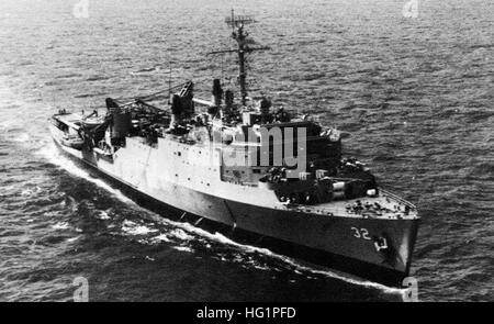 USS Spiegel Grove (LSD-32) im Gange c1965 Stockfoto