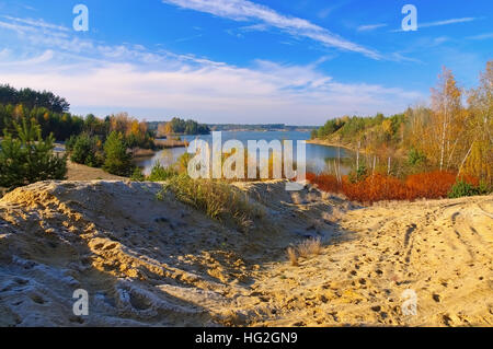 Zeischaer Kiessee, Landschaft in der Lausitz Im Herbst - Zeischaer See Landschaft in der Lausitz im Herbst Stockfoto