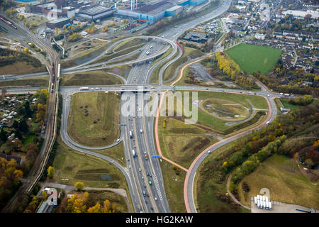 Luftbild, Autobahnkreuz Bochum-West, Ruhrschnellweg, der B1, A40 Autobahn, Bochum, Ruhrgebiet, Nordrhein-Westfalen, Stockfoto