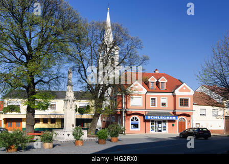 Purbach am Neusiedler See: Kirche St. Nikolaus, Burgenland, Österreich Stockfoto