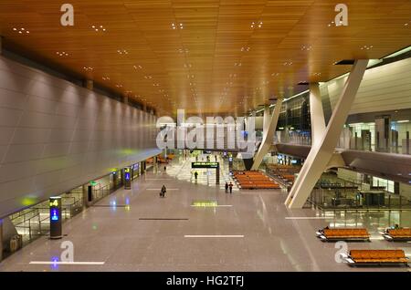 Interieur von Hamad International Airport (DOH) eröffnet als der neue internationale Flughafen in Doha im Jahr 2014 Stockfoto
