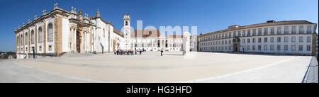 Portugal: Der Hauptplatz der Universität von Coimbra, seit 1537 einer der ältesten Universitäten im Dauerbetrieb in der Welt Stockfoto