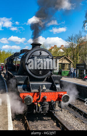 Die Lancashire Fusilier-Lok in Pickering-station Stockfoto