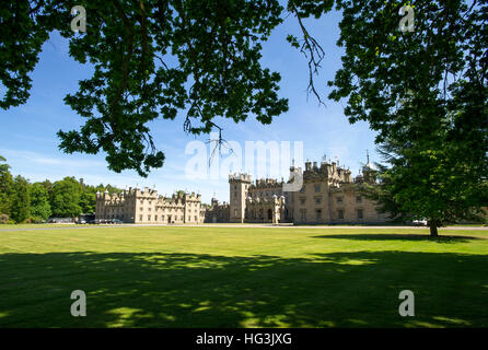 Burg, Kelso, Scottish Borders, Heimat des Duke of Roxburghe Etagen. Stockfoto