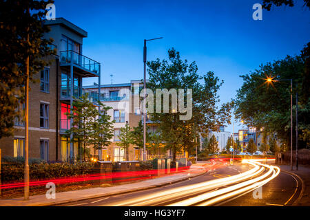 Sandy Lane, Teddington, UK. Eine grünen, grün und malerisch Dorfatmosphäre mit einfachem Zugang ins Zentrum von London, entlang Stockfoto