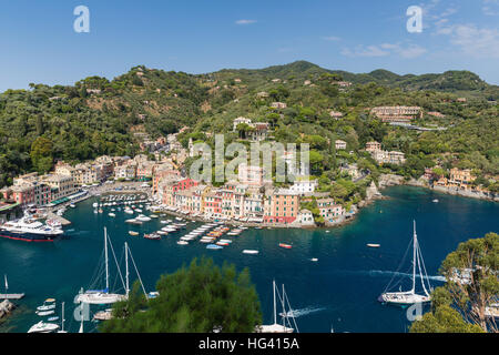 Portofino in Italien genommen von der Spitze des Schlosses Stockfoto