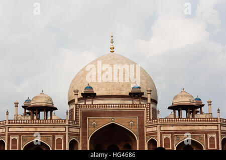 Kuppel auf der Oberseite Humayun Mausoleum in Delhi. Stockfoto