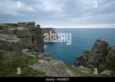 Pordenack Punkt in der Nähe von Lands End Cornwall Stockfoto