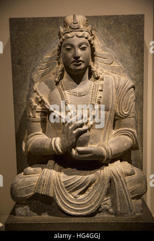 Sitzende Bodhisattva Maitreya (Buddha der Zukunft) Afghanistan (gefunden in der Nähe von Kabul) 7. / 8. Jahrhundert. Metropolitan Museum of Art, New York City. Stockfoto