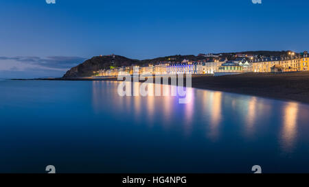 Aberystwyth Promenade Gebäude im frühen Abend Ceredigion, Wales, UK Stockfoto