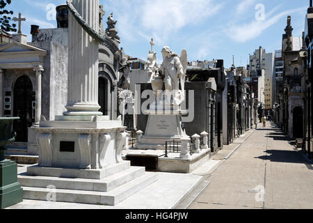 Familie Mausoleen in der Cementerio De La Recoleta, Buenos Aires, Argentinien, Südamerika Stockfoto