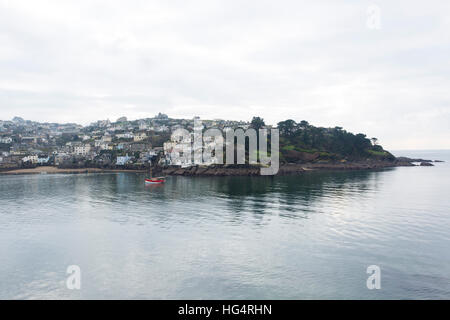 Coastal Village Polruan gegenüber Fowey in Cornwall. Stockfoto