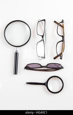 Lesehilfe, lesen, Brille, Lupe, Lupen Stockfoto