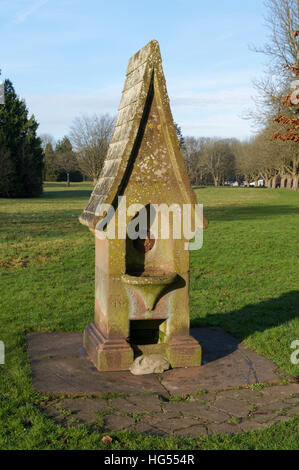 Viktorianischen Trinkbrunnen, Llandaff Fields, Cardiff, Wales. Stockfoto