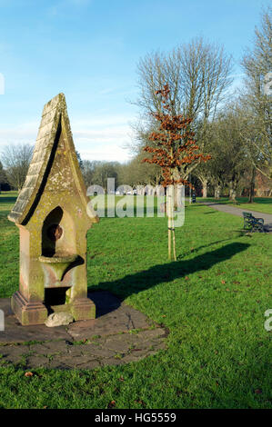 Viktorianischen Trinkbrunnen, Llandaff Fields, Cardiff, Wales. Stockfoto