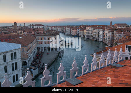 Sonnenuntergang über Dächer, UNESCO, Veneto, Venedig, Italien Stockfoto