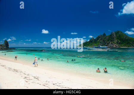 Schönen weißen Sandstrand auf Monuriki Island (Cast Away Island), Mamanuca Inseln, Fidschi-Inseln, Süd-Pazifik Stockfoto