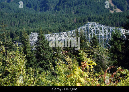 Brücke der Götter über den Columbia River Stockfoto