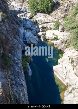 Albertacce Korsika, Frankreich: Albertacce, alte Steinbrücke Stockfoto